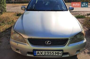 Седан Lexus IS 1999 в 