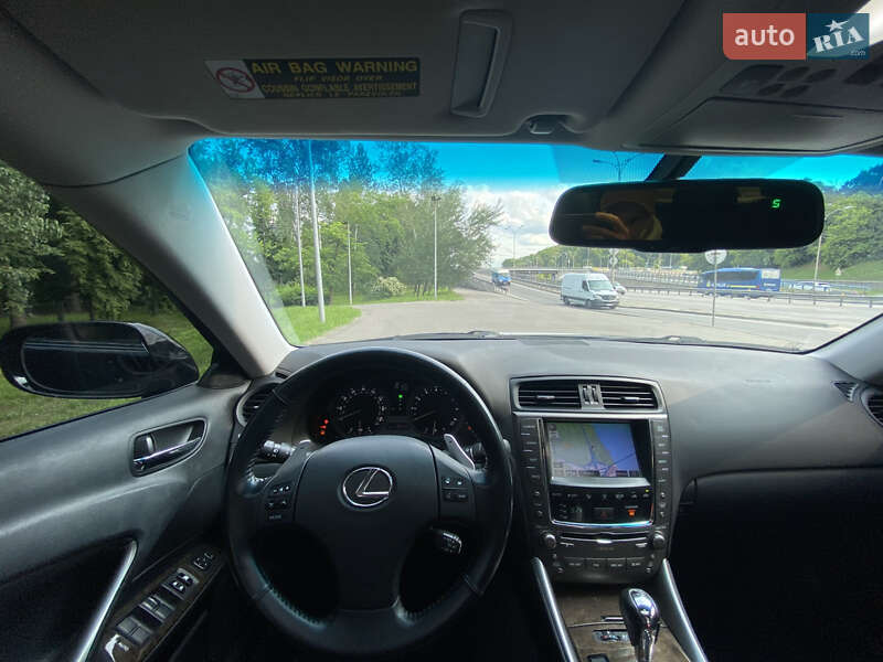 Седан Lexus IS 2008 в Киеве