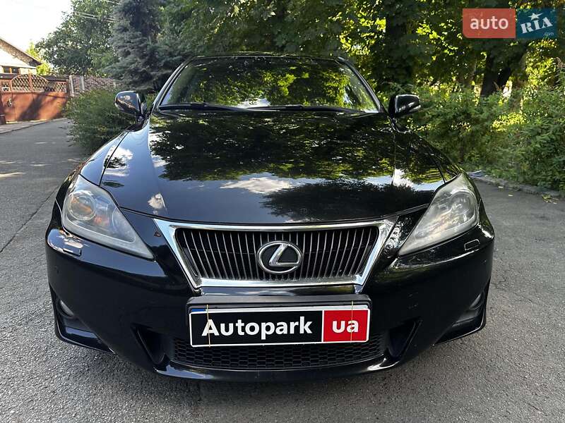 Седан Lexus IS 2011 в Киеве