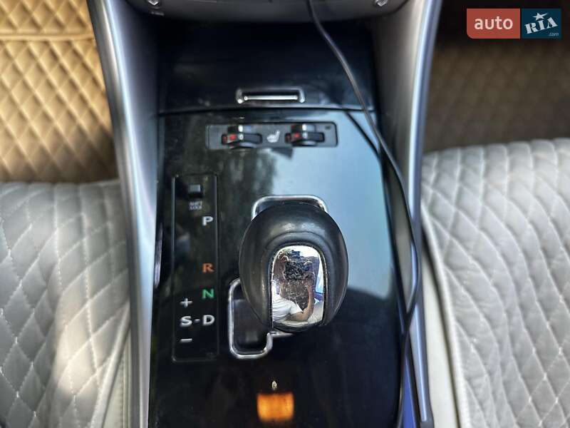 Седан Lexus IS 2011 в Киеве