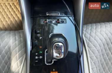 Седан Lexus IS 2011 в 