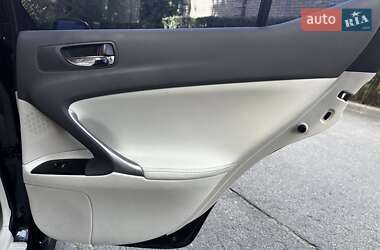 Седан Lexus IS 2011 в 