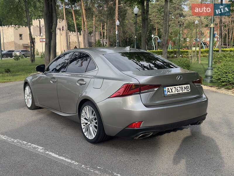 Седан Lexus IS 2017 в Харькове