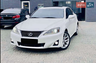 Седан Lexus IS 2013 в 