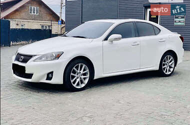 Седан Lexus IS 2013 в 