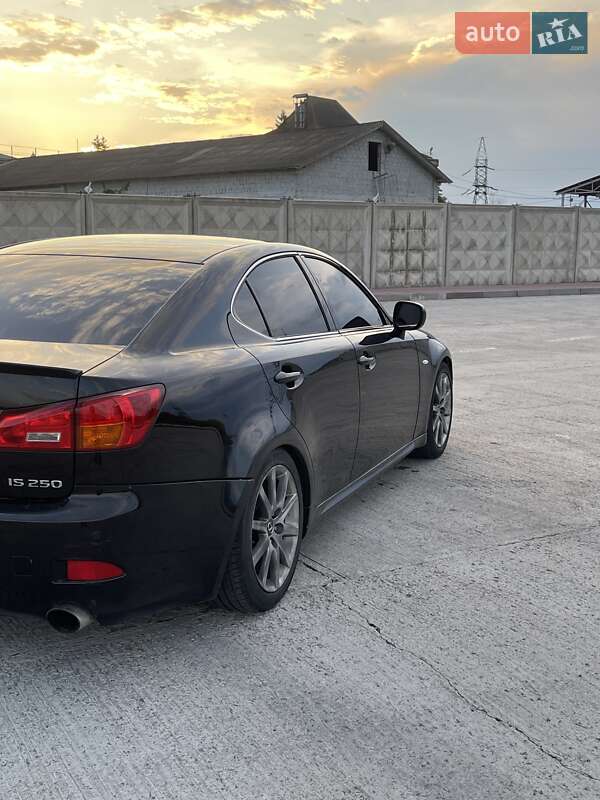 Седан Lexus IS 2006 в Ивано-Франковске