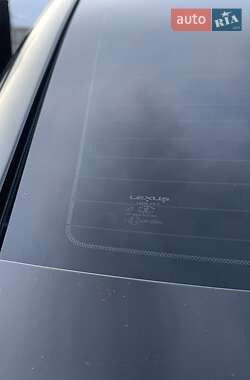 Седан Lexus IS 2006 в 