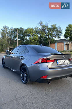 Седан Lexus IS 2013 в 