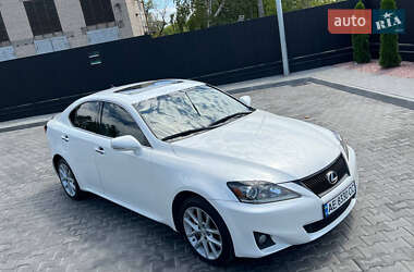 Седан Lexus IS 2013 в 