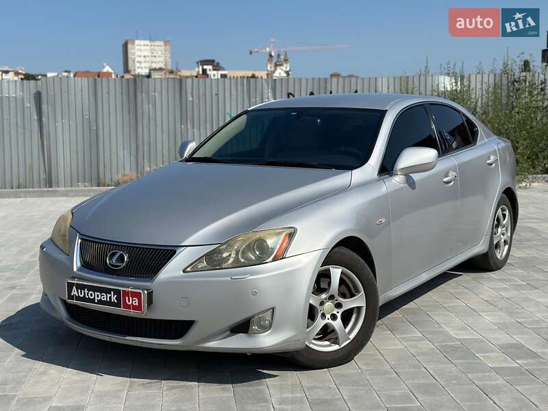 Lexus IS 2006