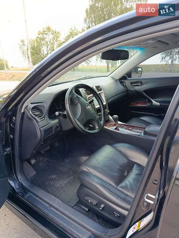 Седан Lexus IS 2006 в Черкассах
