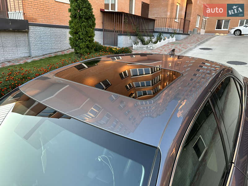 Седан Lexus IS 2014 в Киеве