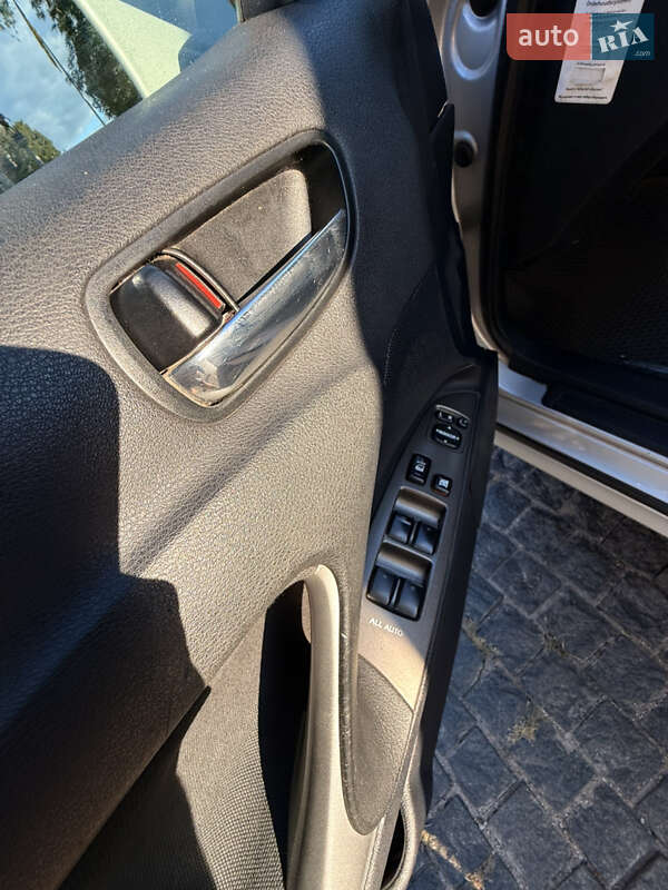 Седан Lexus IS 2007 в Киеве