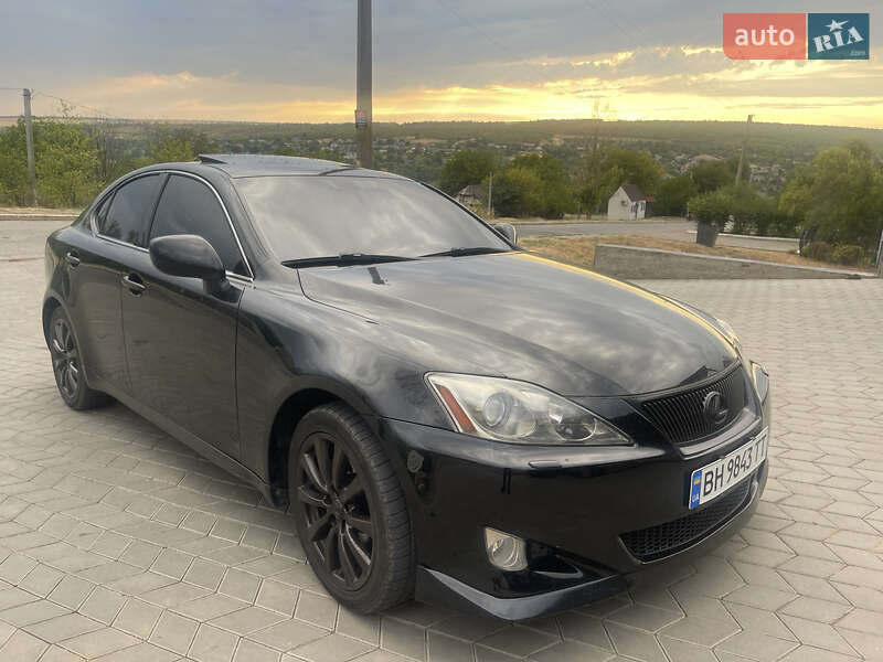 Lexus IS 2008