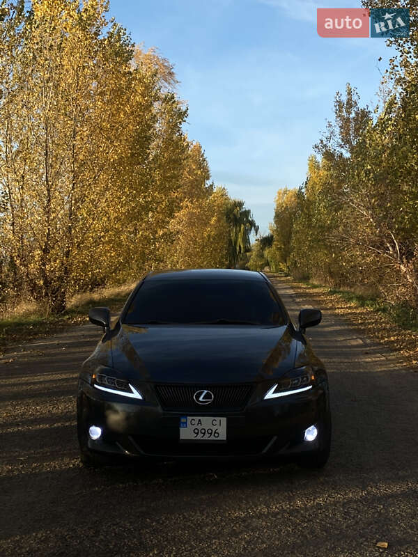 Lexus IS 2006