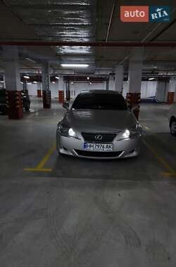 Седан Lexus IS 2006 в 