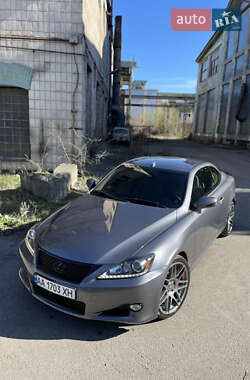 Кабріолет Lexus IS 2012 в Києві