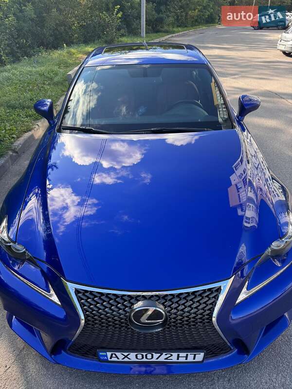 Седан Lexus IS 2016 в Харькове
