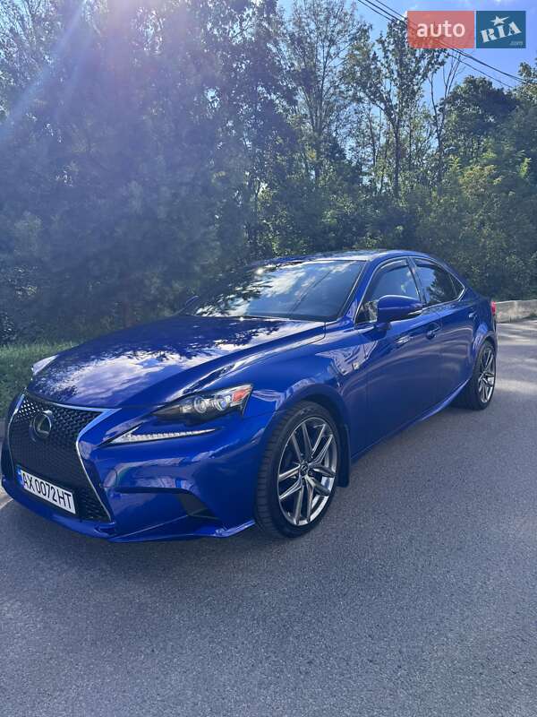 Седан Lexus IS 2016 в Харькове
