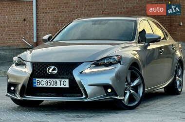 Седан Lexus IS 2014 в 