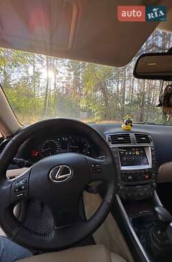 Седан Lexus IS 2007 в 