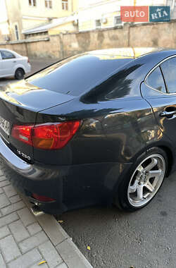 Седан Lexus IS 2005 в 