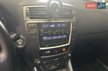 Седан Lexus IS 2007 в 