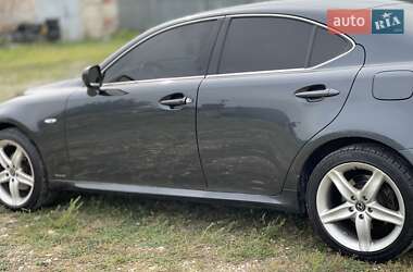Седан Lexus IS 2006 в 