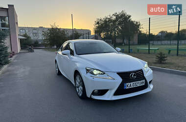 Седан Lexus IS 2013 в 
