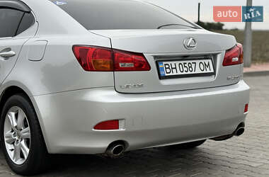 Седан Lexus IS 2007 в 