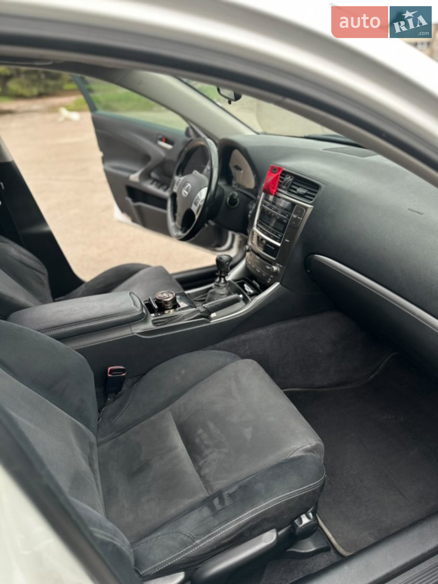 2012 Lexus IS - мініатюра 8