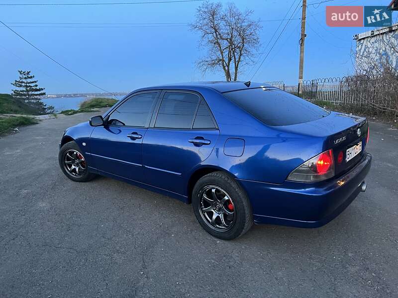 Седан Lexus IS 2001 в Одессе фото 7 Седан Lexus IS 2001 в Одессе