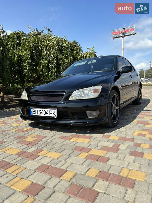 Седан Lexus IS 1999 в Белгороде-Днестровском