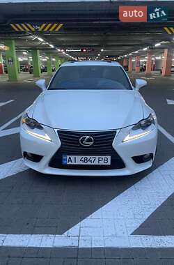 Седан Lexus IS 2013 в Києві
