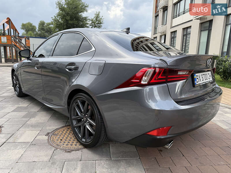 Седан Lexus IS 2013 в Киеве