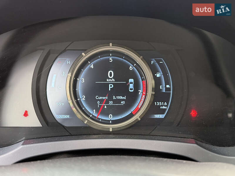 Седан Lexus IS 2013 в Киеве