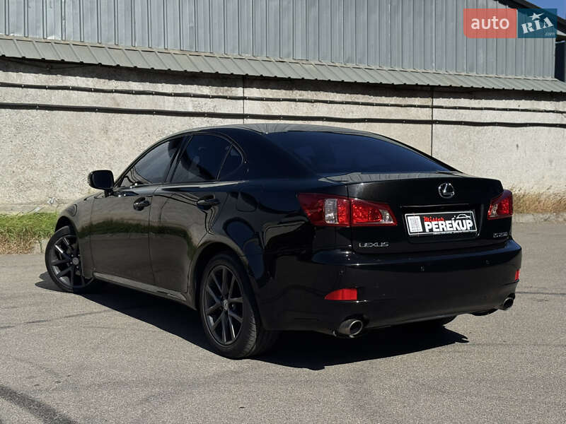 Седан Lexus IS 2011 в Киеве