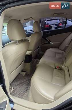 Седан Lexus IS 2006 в 