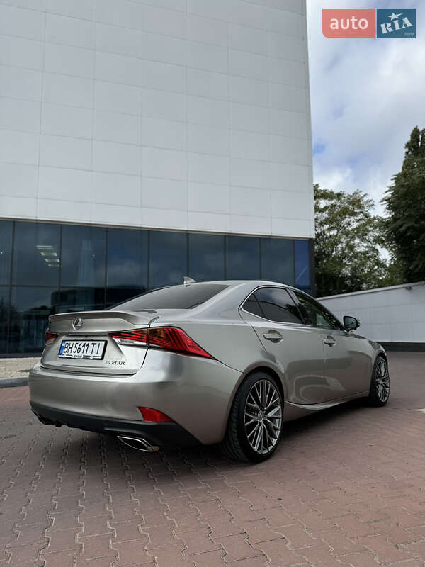 Седан Lexus IS 2017 в Одессе