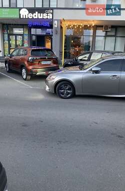 Седан Lexus IS 2013 в 