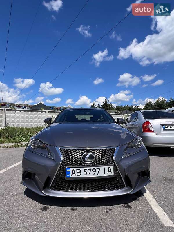 Седан Lexus IS 2015 в Вінниці фото 2 Седан Lexus IS 2015 в Вінниці