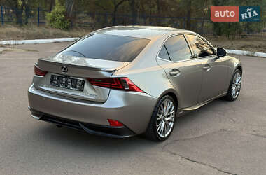 Седан Lexus IS 2013 в 