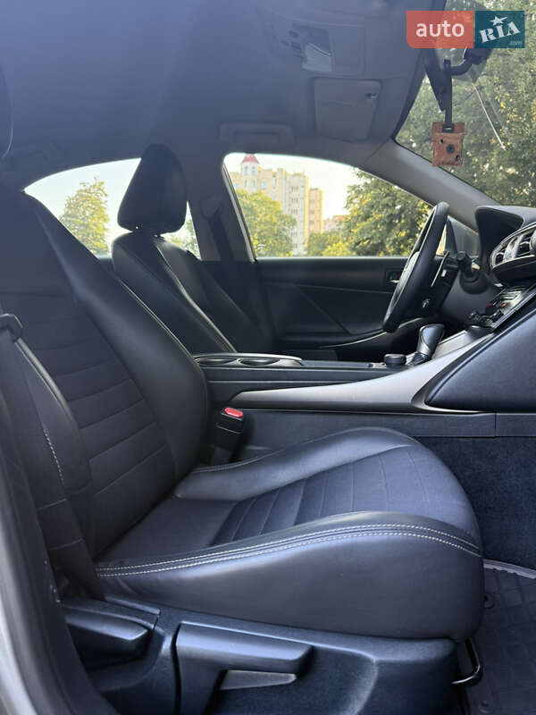 Седан Lexus IS 2013 в Одессе