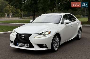 Седан Lexus IS 2014 в Ровно