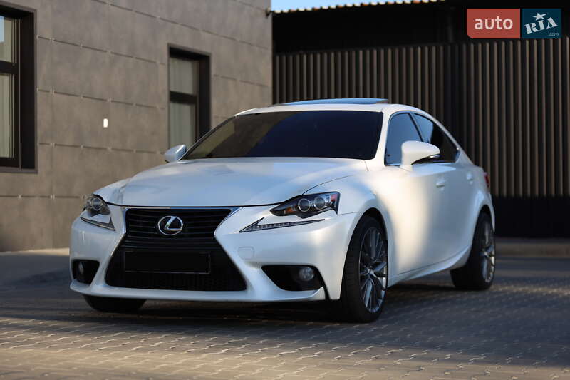 Седан Lexus IS 2013 в Киеве