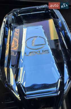 Седан Lexus IS 2013 в 