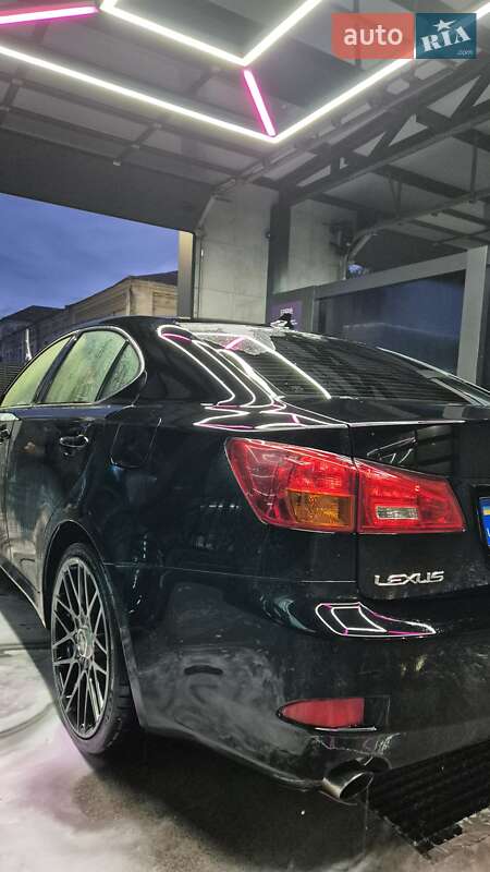 Седан Lexus IS 2007 в Черкасах