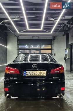 Седан Lexus IS 2007 в 