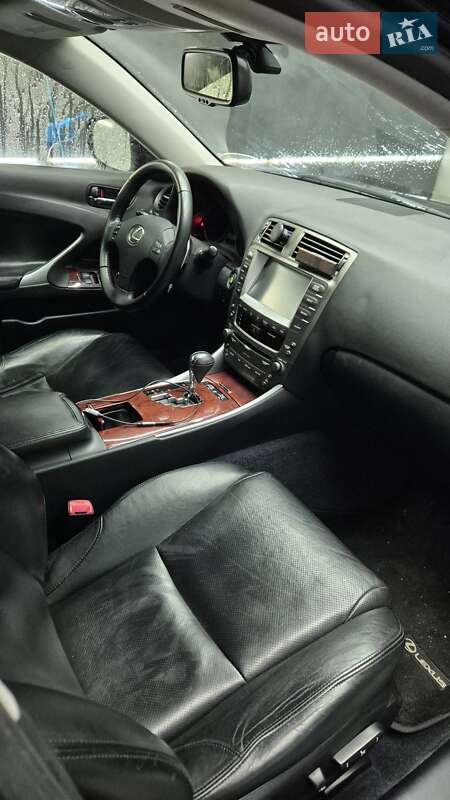 Седан Lexus IS 2007 в Черкасах