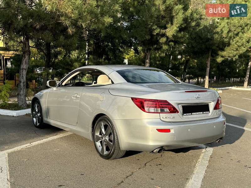 Кабриолет Lexus IS 2010 в Одессе